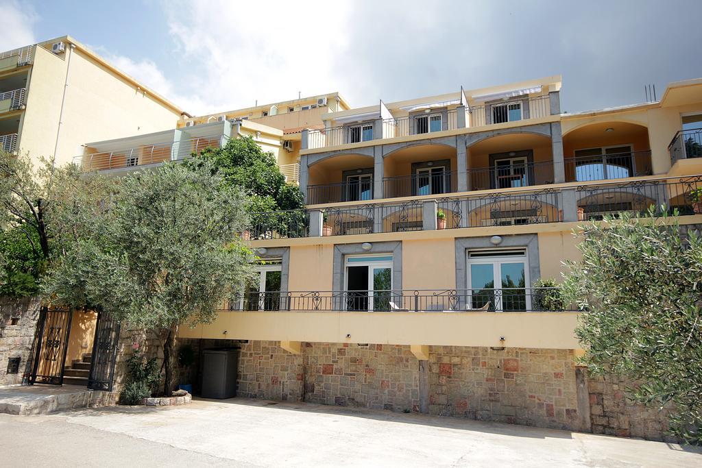 Apartmani More Sveti Stefan Exterior foto