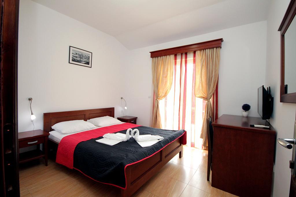 Apartmani More Sveti Stefan Exterior foto
