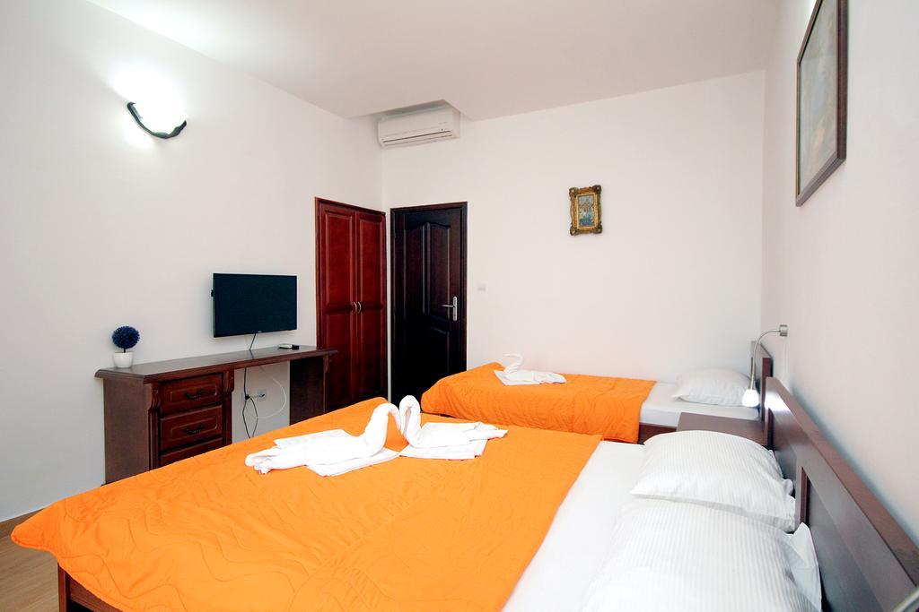 Apartmani More Sveti Stefan Exterior foto