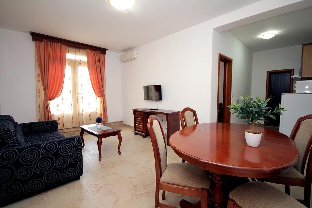 Apartmani More Sveti Stefan Exterior foto